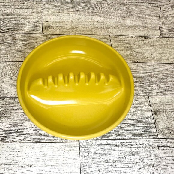 Vintage GES-LINE Yellow Mustard Hard‎ Plastic Cigarette Ashtray - Picture 1 of 7